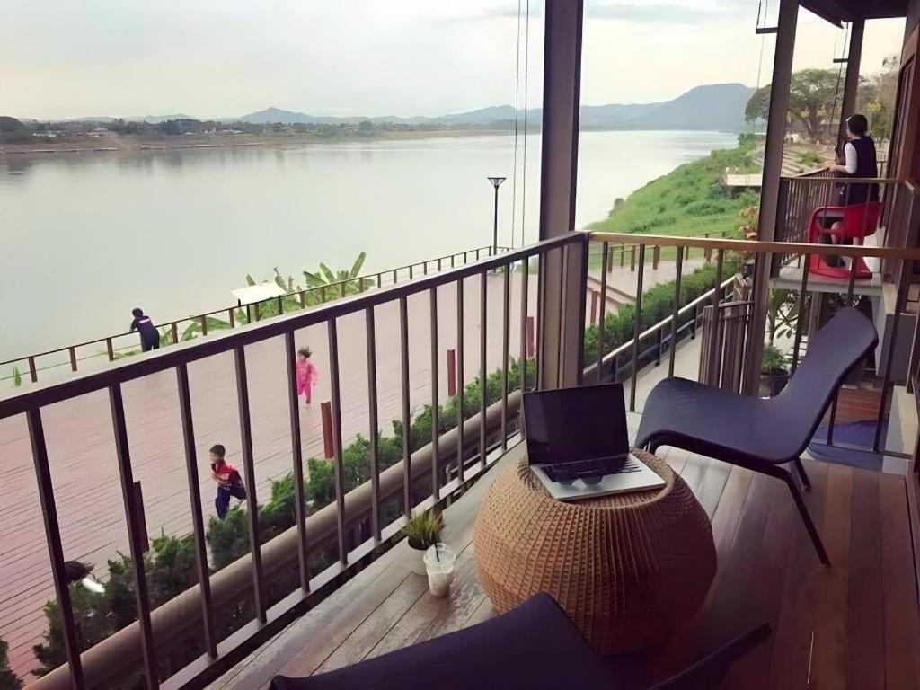 Chic Chiangkhan Hotel Chiang Khan Exterior foto